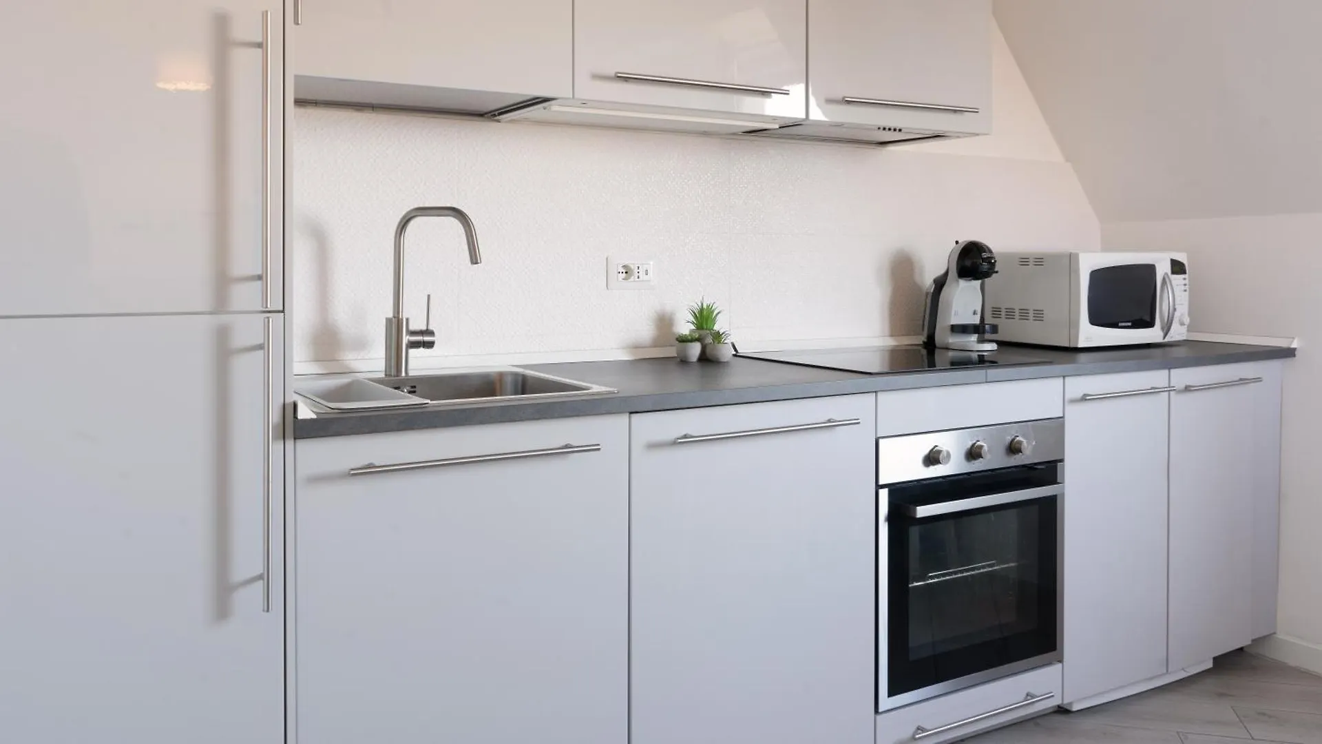 Apartment Loft In Villa Romana Desenzano del Garda Italy