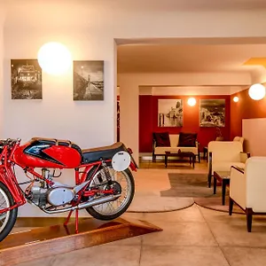 Hotel City Hotel