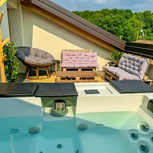 Corte Vallio Bed & Breakfast
